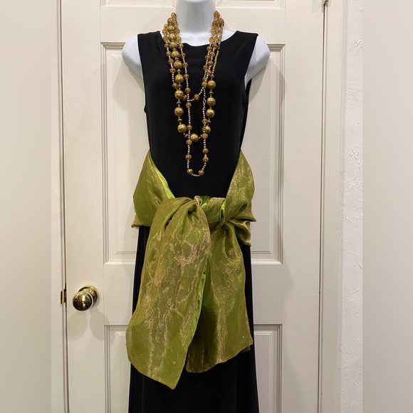 Bohemian chartreuse silk wrap - Picture 8 of 12